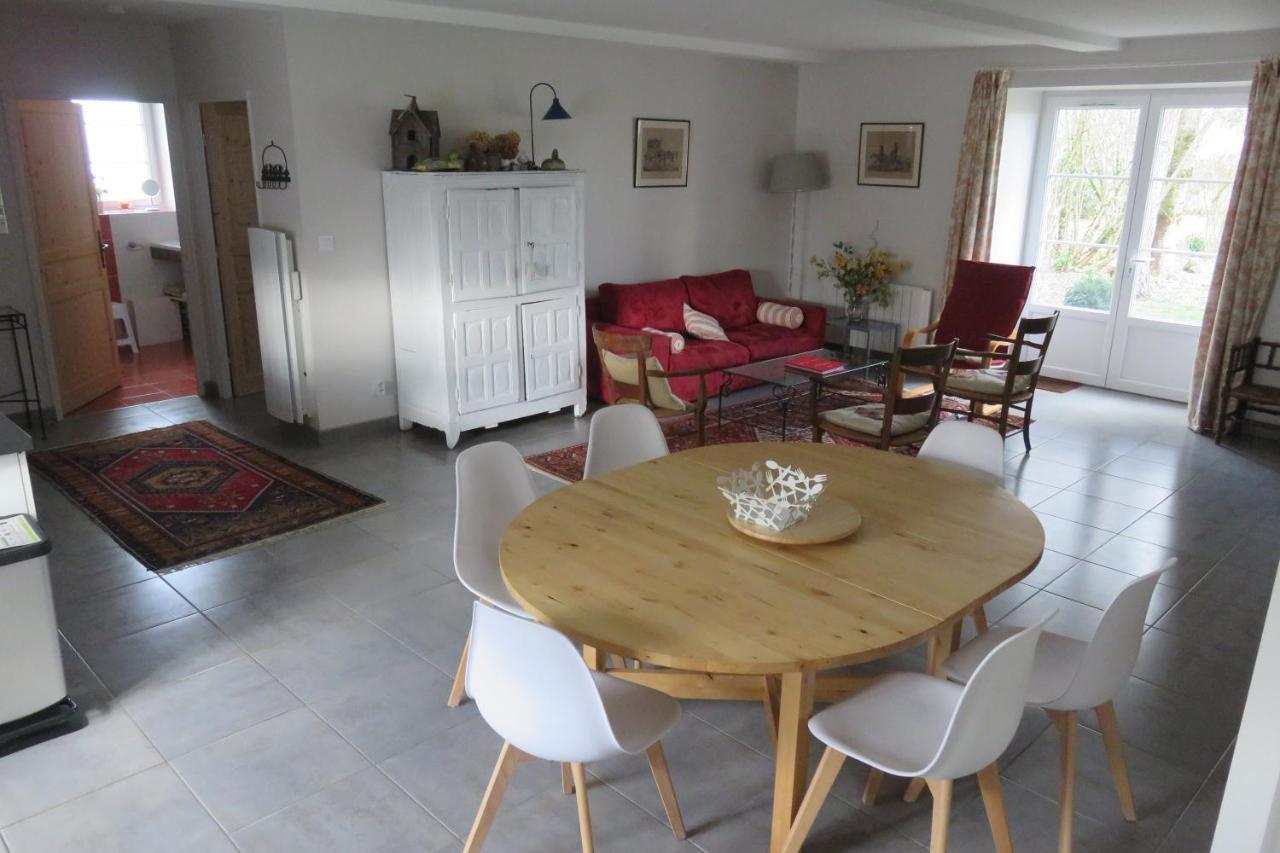 Gite Le Village Normier Exterior photo